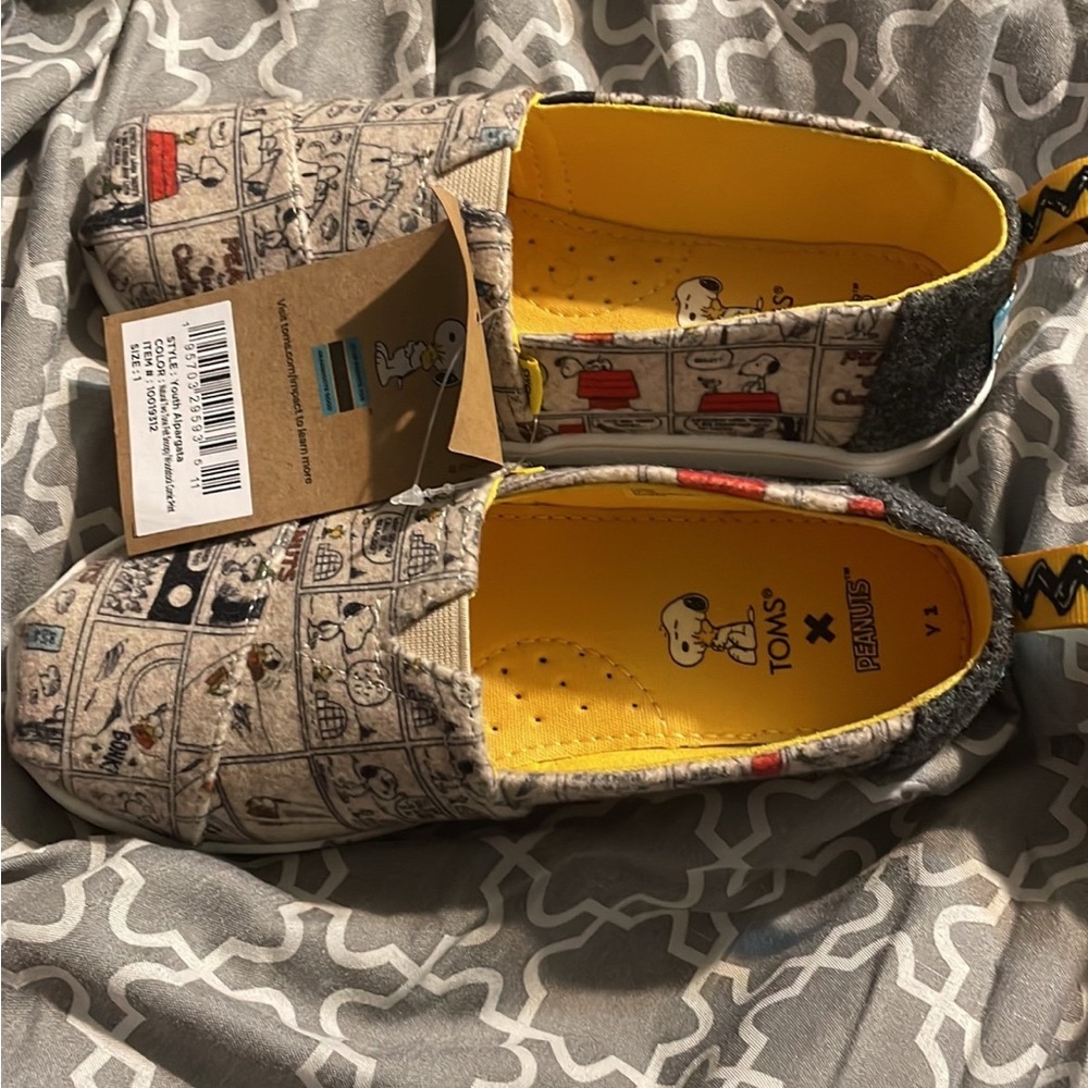 TOMS Kids Snoopy Print Shoes - Multicolor